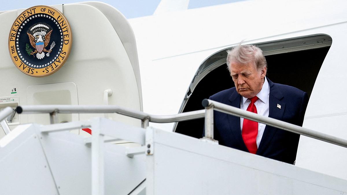 Trump’ın Türkiye dönüşü uçağını değiştirmesi gündem olmuştu! ABD’de ‘köstebek’ krizi